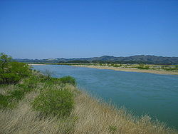 Lit du fleuve Abukuma (à Kakuda en avril 2005)