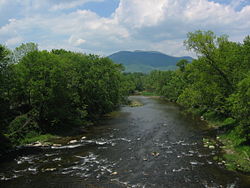 Le mont Ascutney vu de Claremont au New Hampshire