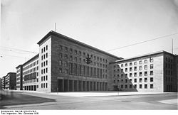 Bundesarchiv Bild 146-1979-074-36A, Berlin, Reichsluftfahrtministerium.jpg