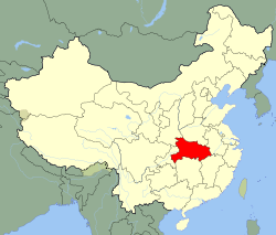 Carte indiquant la localisation du Hubei (en rouge) à l'intérieur de la Chine