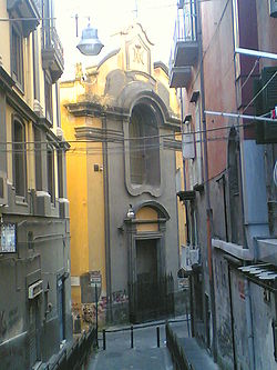 Façade de l'église actuelle, ex-théâtre