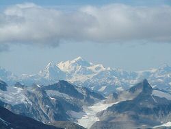 Vue du mont Fairweather depuis Glacier Bay