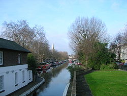 Le Grand Union Canal.