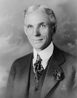 Portrait de Henry Ford en 1919
