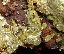 Iodargyrite, Broken Hill, Yancowinna County, New South Wales, Australie.9,3×6,3×5,7 cm