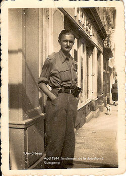 Jean David en août 1944, au lendemain de la libération de Guingamp à laquelle il a contribué