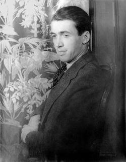 Portrait de James Stewart par Carl van Vechten en 1934.