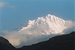 Le Kabru vu depuis Dzongri au Sikkim