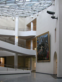 L'atrium du Musée d'art Roger-Quilliot.jpg