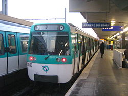 Le MF 77 N° 079 à Châtillon-Montrouge sur la ligne 13.JPG