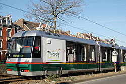 Le tramway à Marcq-en-Baroeul 13.jpg