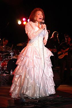 Loretta Lynn.jpg