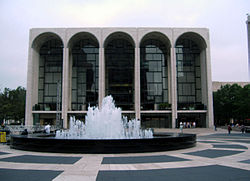Metropolitan Opera 2.jpg