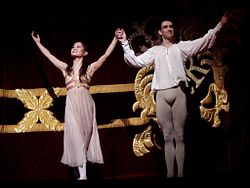 Miyako Yoshida (1965- )en Juliette dans la production de Roméo et Juliette par le Royal Ballet en 2007.