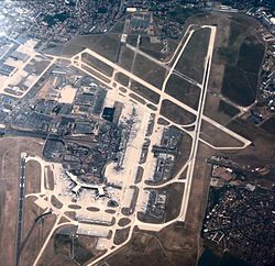 Orly Airport P1190137.jpg