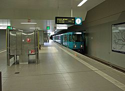 Ostbahnhof-(u-bahn)-ffm012.jpg