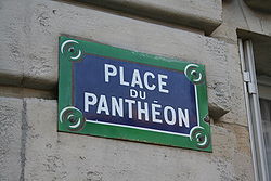 Place du pantheon.jpg