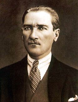 Portrait de Mustafa Kemal