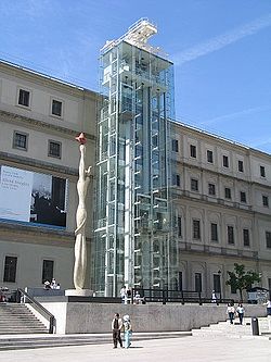 Assenceur du Museo Nacional Centro de Arte Reina Sofía
