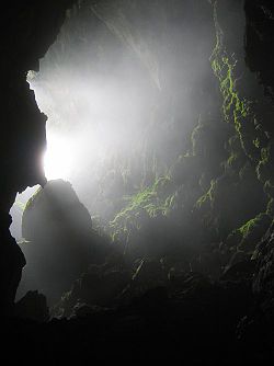 Lieu dit « Sabang daylight hole » (« Trou de la lumière du jour de Sabang »)
