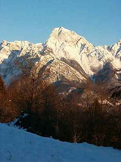 Le Monte Sernio vu du sud-ouest