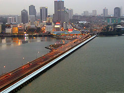 Singapore-Johor Causeway.jpg