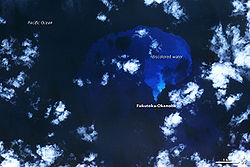 Image satellite en fausses couleurs du Fukutoku-Okanoba en éruption le 9 février 2010.