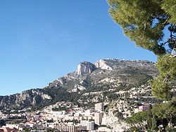 La Tête de Chien vue depuis le Rocher de Monaco
