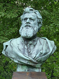 Buste par Alfred Marzolff (Parc de l'Orangerie)