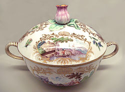 Vincennes soft porcelain 1749 1750.jpg