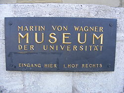 Würzburg - Martin-von-Wagner-Museum (Schild).JPG