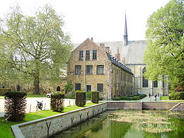 Source du Maelbeek dans le petit étang de l'abbaye de la Cambre.