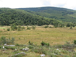 La Biourière et sa plaine alluviale d'origine glaciaire.