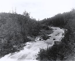 Chutes de la Petite rivière Bostonnais près de La Tuque, 1916