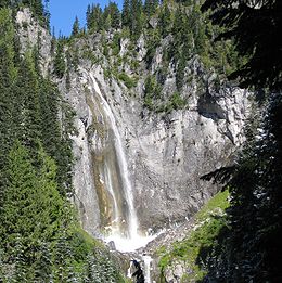 Vue générale de la cascade.