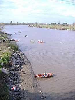 La rivière avant son passage dans la ville de Gualeguaychú