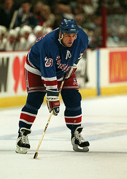 Accéder aux informations sur cette image nommée Jeff Beukeboom NY Rangers Vancouver 1997.jpg.