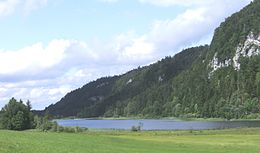 Grand lac d'Étival au printemps 2005, depuis sa pointe sud