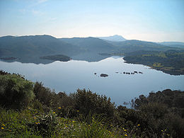 le lac Liscia en Gallura, au nord-est de la Sardaigne en Italie