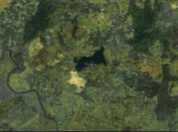 Image satellite du lac Monoun.