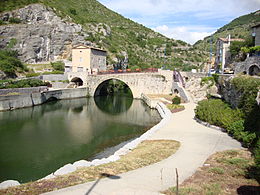 Le Pouzin (Ardèche, Fr) l'Ouvèze au Pont Romain.JPG