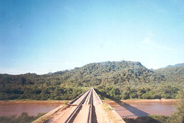 Pont ferroviaire de la ligne Santa Cruz - Argentine franchissant le Río Parapetí à son passage par San Antonio