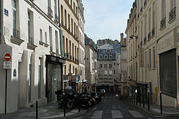 Rue Chénier, vue depuis la rue de Cléry.