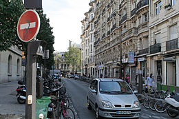 Rue de Metz, vue depuis la rue du Faubourg-Saint-Denis.