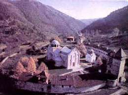 Le monastère de Studenica, situé dans la vallée de la Studenica.