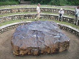 La météorite d'Hoba en 2006.