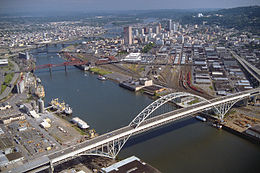 La rivière Willamette à Portland.