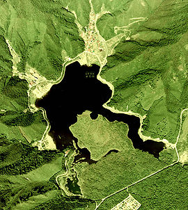 Photographie aérienne du lac Shoji.