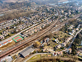 Vue aérienne de la gare de Valmondois.