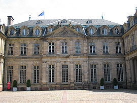 Cour intérieure Palais des Rohan Strasbourg.jpg